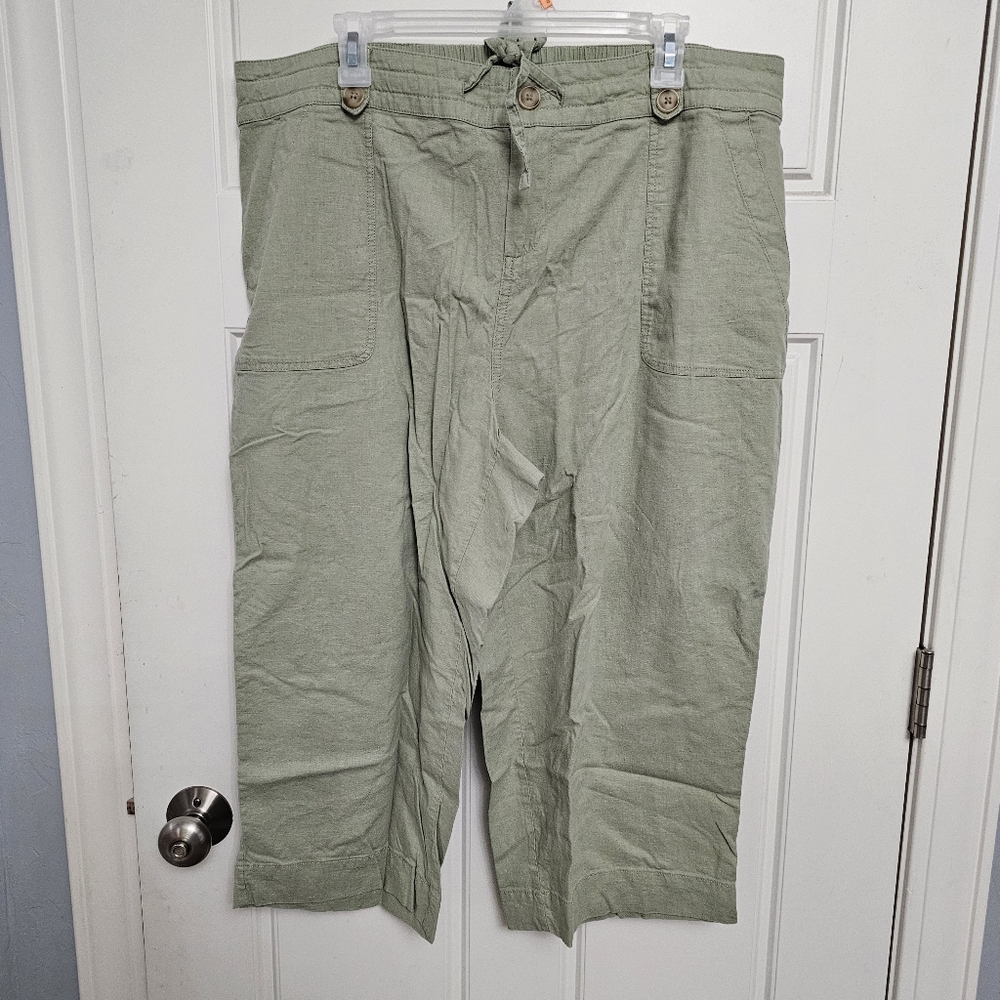 Torrid Linen Capri Pants